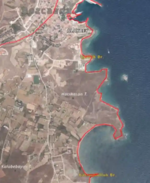 Çanakkale Bozcaada'da 38.447 m2 Yerleşim Yeri İçinde Yola Yakın Satılık Tarla