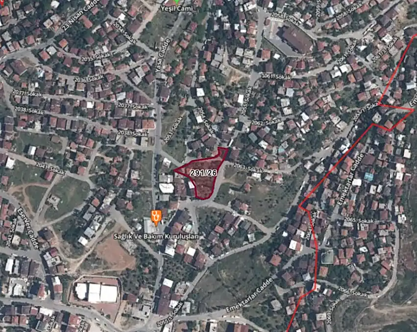 Gebze Merkez'de Satılık Mükemmel Konumda 2.5 Dönüm Arsa